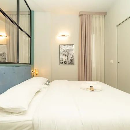 Apartment Intrho Luxury Flat - Porta Venezia *